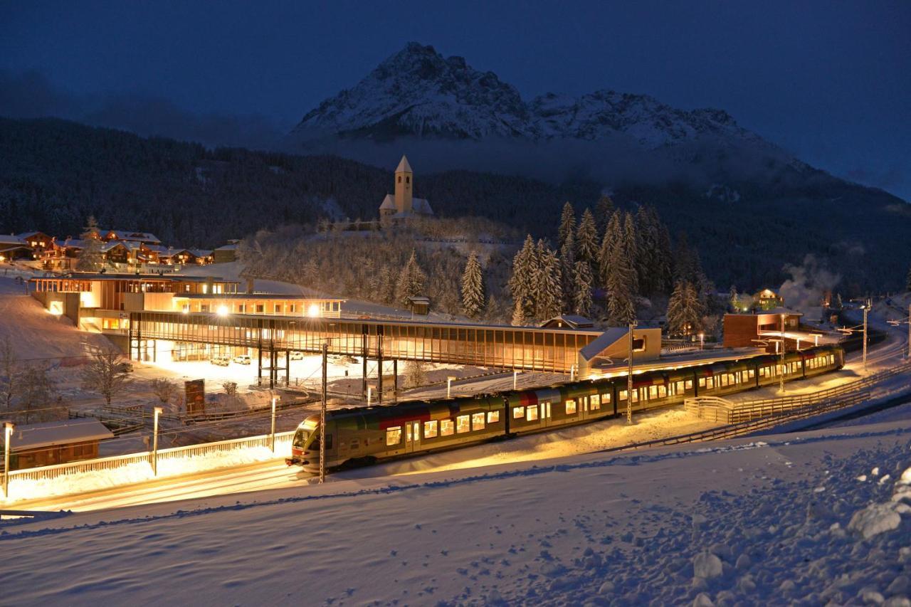 Alpenwellnesshotel St. Veit Sexten Exteriör bild
