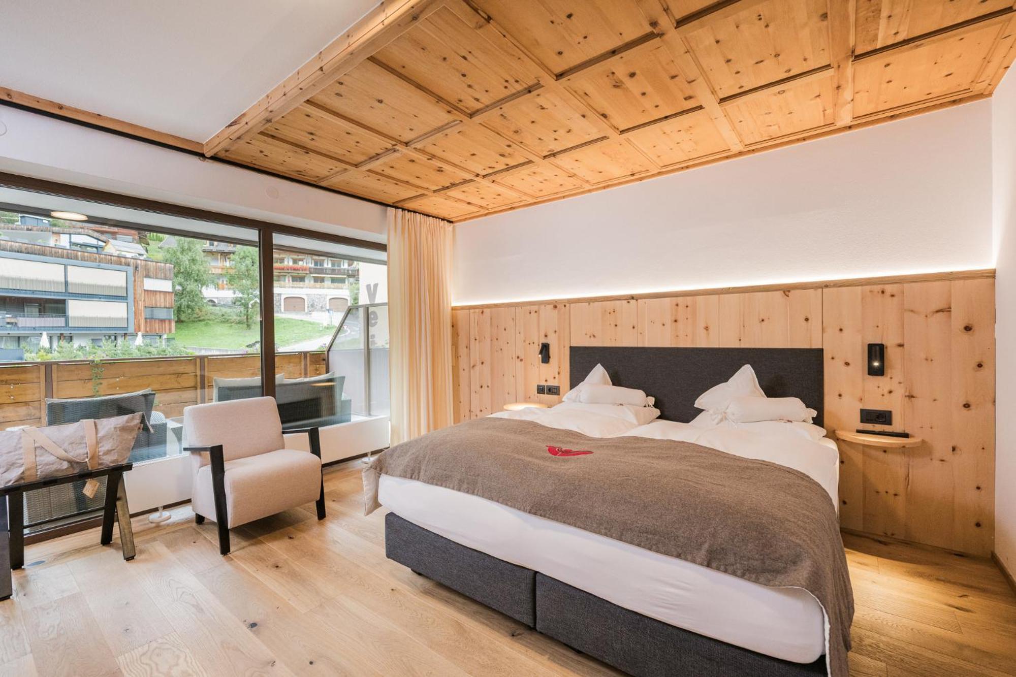 Alpenwellnesshotel St. Veit Sexten Exteriör bild