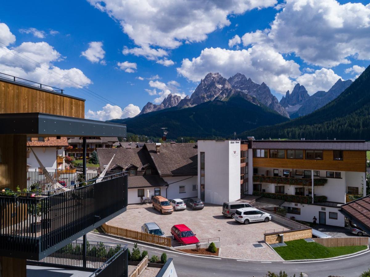 Alpenwellnesshotel St. Veit Sexten Exteriör bild